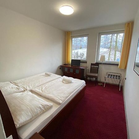 Hotel Houstka Brandýs nad Labem-Stará Boleslav Екстериор снимка