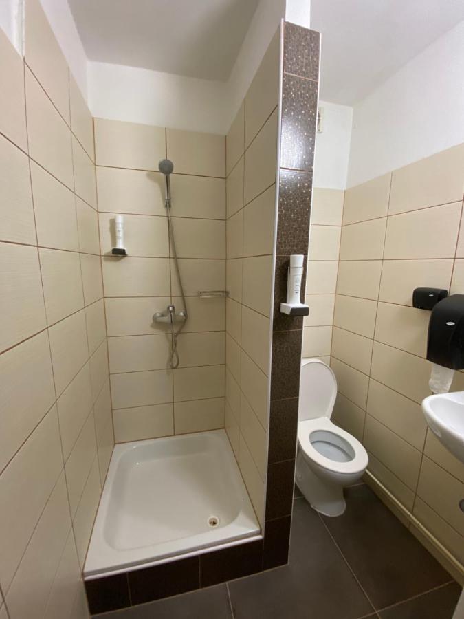 Hotel Houstka Brandýs nad Labem-Stará Boleslav Екстериор снимка