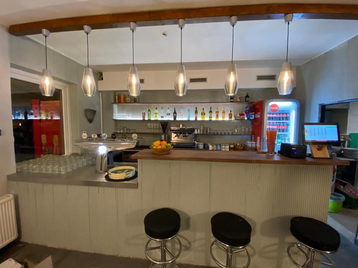 Hotel Houstka Brandýs nad Labem-Stará Boleslav Екстериор снимка